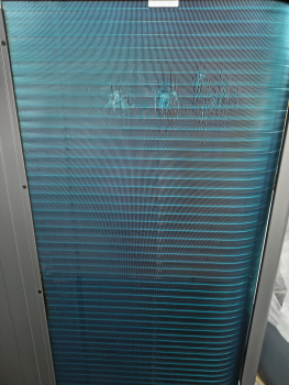 Panasonic WH-WXG09ME8 Außengerät der M Serie - B-Ware / Lamellen verbogen